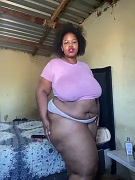 Snapshot of Curvycandy95 chatting on July 2026 07:03:01 AM Curvycandy95 online show from July 2026 07:03:01 AM