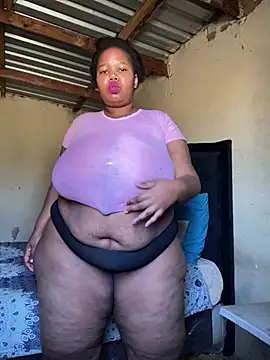 Snapshot of Curvycandy95 chatting on July 2026 09:24:01 AM Curvycandy95 online show from July 2026 09:24:01 AM