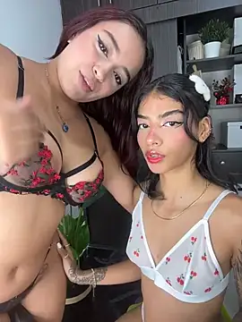 NaughtyNinnaXXX online show from December 2025 10:36:02 PM