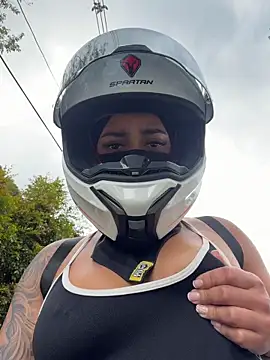 AlannaEvons online show from March 2026 07:17:01 PM