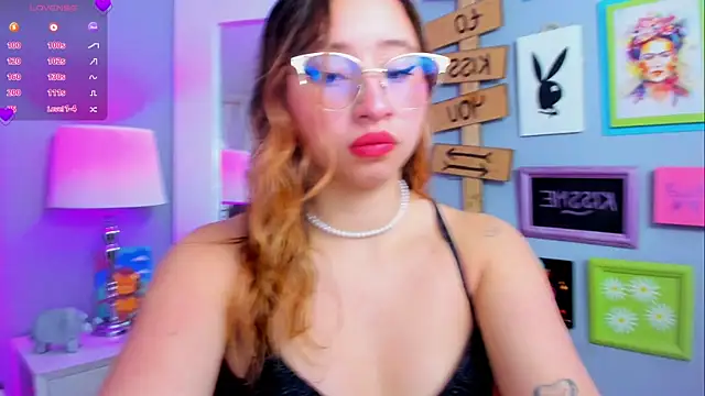 mia skys online show from December 2025 11:59:01 AM