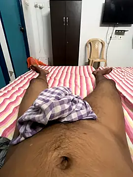 usermood2000 online show from November 2025 06:57:02 AM