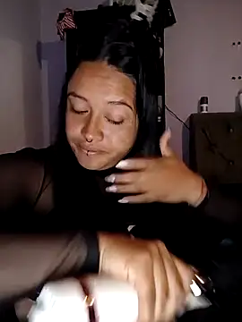 -Mia1 online show from September 2025 01:55:01 PM