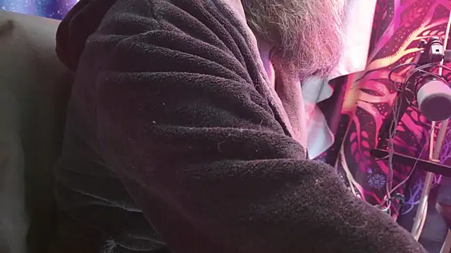 jj7779SC online show from October 2025 01:32:02 PM