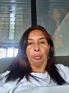 maleja23 online show from October 2025 01:44:02 PM