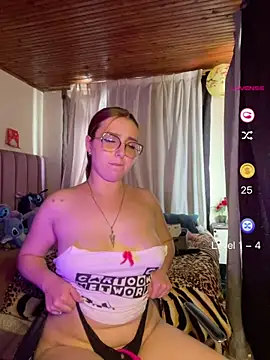 CoraVibes online show from April 2026 05:30:01 PM