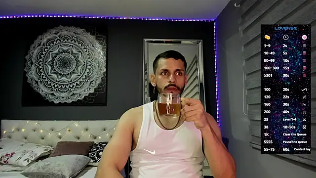 TianZilac online show from October 2025 11:26:02 PM