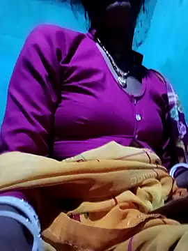 Snapshot of Radha8080 chatting on November 2025 04:07:02 PM Radha8080 online show from November 2025 04:07:02 PM