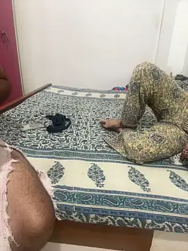 jully-jully online show from October 2025 04:33:01 AM