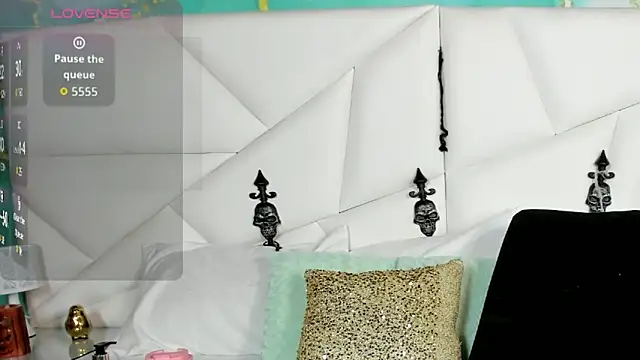 zafirodiva online show from October 2025 01:45:02 PM