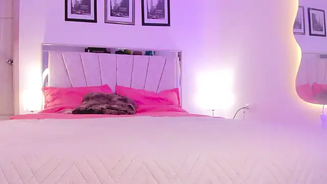 Snapshot of FuckingYoungs chatting on October 2025 02:39:02 AM FuckingYoungs online show from October 2025 02:39:02 AM