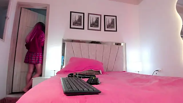 Snapshot of FuckingYoungs chatting on November 2025 02:33:02 AM FuckingYoungs online show from November 2025 02:33:02 AM