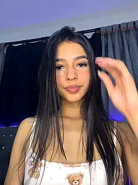 Snapshot of katy_cutie_ chatting on October 2025 05:30:01 AM katy cutie online show from October 2025 05:30:01 AM