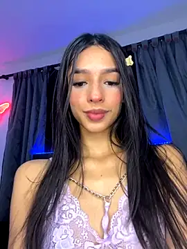 Snapshot of katy_cutie_ chatting on October 2025 03:18:02 AM katy cutie online show from October 2025 03:18:02 AM