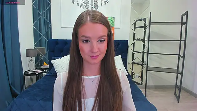 Snapshot of LoraSunnyy chatting on October 2025 08:12:01 AM LoraSunnyy online show from October 2025 08:12:01 AM