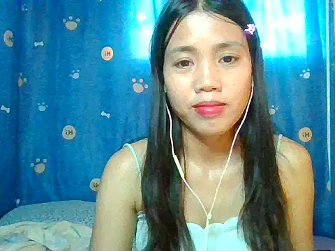 AnnewithanE online show from April 2026 11:17:02 PM