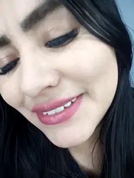 Snapshot of cazumyy chatting on October 2025 03:18:02 AM cazumyy online show from October 2025 03:18:02 AM