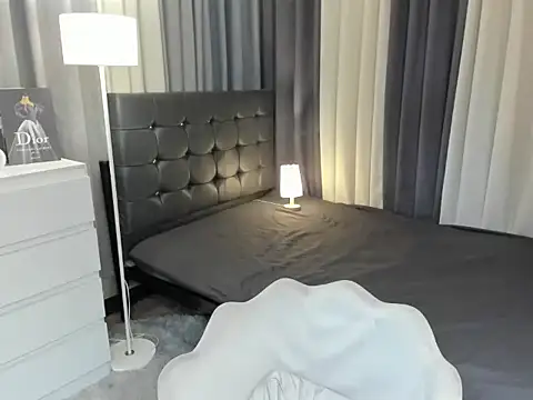 Blaire Samantha online show from November 2025 05:32:02 AM