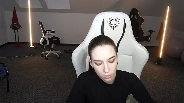 Snapshot of _Lili_054 chatting on October 2025 02:15:01 PM  Lili 054 online show from October 2025 02:15:01 PM