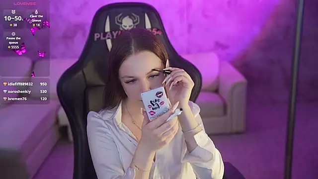 Snapshot of Ella_054 chatting on February 2026 08:06:01 PM Ella 054 online show from February 2026 08:06:01 PM