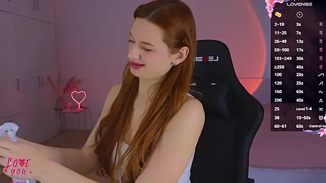 Snapshot of CuteAriel7 chatting on April 2026 03:40:02 PM CuteAriel7 online show from April 2026 03:40:02 PM