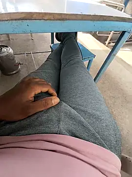 Snapshot of blackyporiki chatting on September 2025 02:38:02 AM blackyporiki online show from September 2025 02:38:02 AM