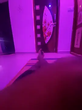 Snapshot of blackyporiki chatting on October 2025 04:50:01 PM blackyporiki online show from October 2025 04:50:01 PM