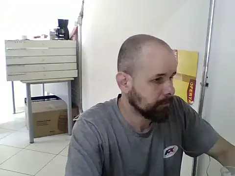 Henrilimajunior02 online show from March 2026 12:00:01 PM