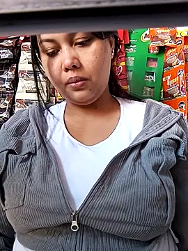 Alessandraa- online show from December 2025 01:49:01 PM