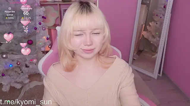 Kyomi Sun online show from December 2025 10:48:01 PM