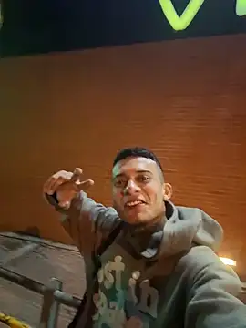 MrJustin  online show from November 2025 04:45:02 AM