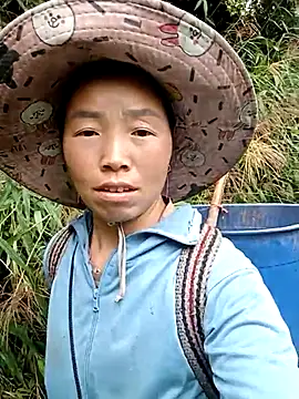 hera-00 online show from November 2025 01:44:02 AM