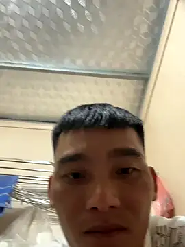 Snapshot of Chao_xxx chatting on October 2025 01:53:02 PM Chao xxx online show from October 2025 01:53:02 PM