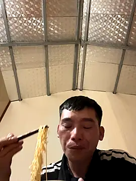 Snapshot of Chao_xxx chatting on October 2025 05:08:01 PM Chao xxx online show from October 2025 05:08:01 PM