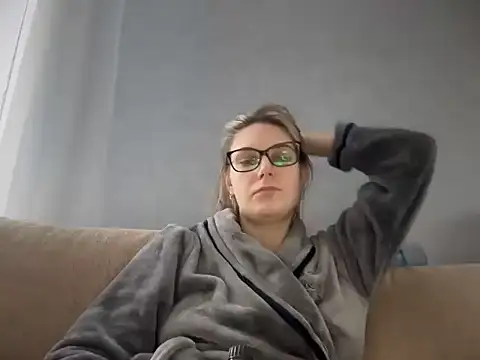 NikexPretty online show from November 2025 08:35:01 AM