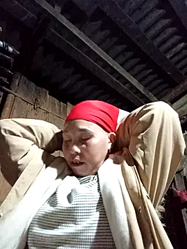 me-cute online show from November 2025 01:00:02 PM