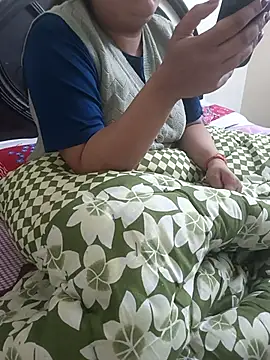 payal 261072  online show from December 2025 05:58:01 AM