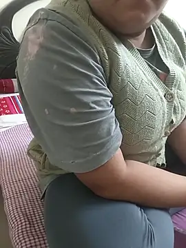 payal 261072  online show from December 2025 03:04:02 AM