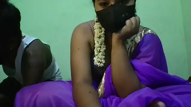 Shneeha le online show from October 2025 02:14:01 PM