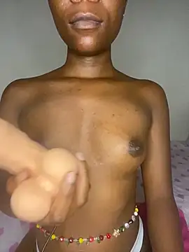 Snapshot of Crazyqueenxxx chatting on October 2025 10:54:02 PM Crazyqueenxxx online show from October 2025 10:54:02 PM