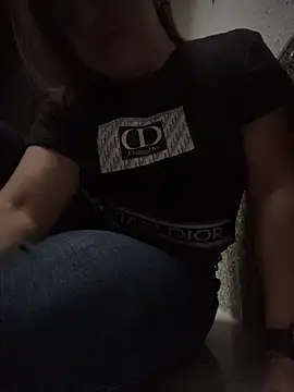 Tamara valentine online show from November 2025 10:20:02 PM