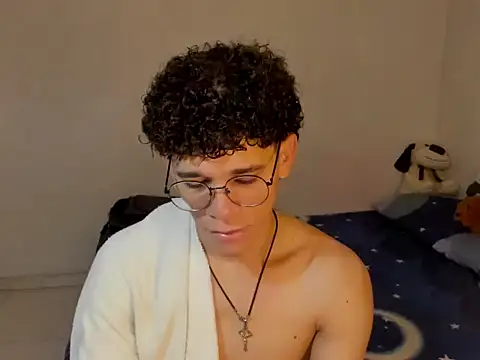 Tom Blues online show from October 2025 12:52:02 PM