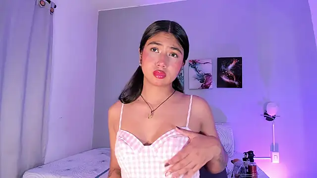 KimTayloor1 online show from December 2025 07:56:02 PM