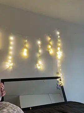 aliciia 23 online show from December 2025 09:43:02 PM