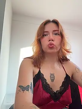 aliciia 23 online show from February 2026 10:21:01 PM