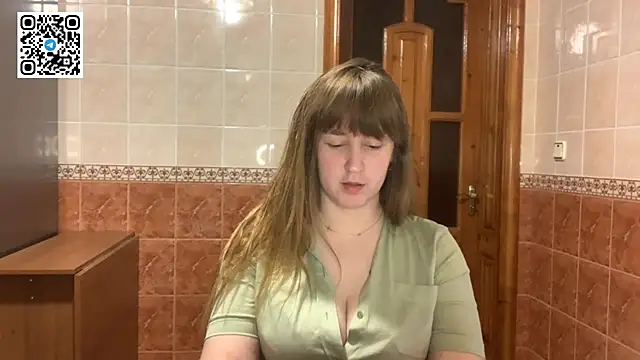 MaroonMoon  online show from November 2025 08:40:02 PM