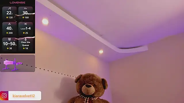 kiara velvet  online show from December 2025 01:33:02 AM