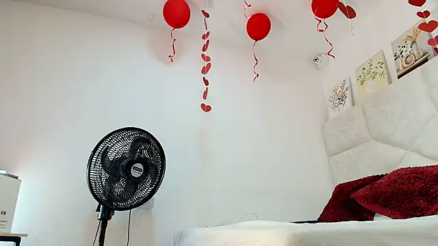 elizawiliamst online show from February 2026 11:55:01 AM