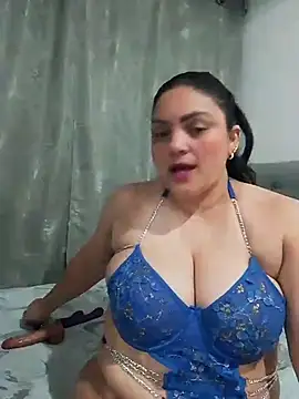 tiffany Johnson1 online show from October 2025 01:06:01 AM