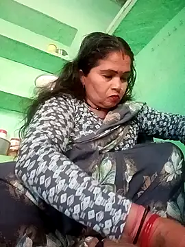 Manavi x online show from November 2025 08:47:01 AM